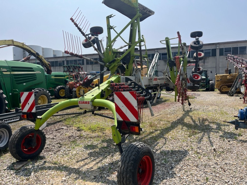 Claas Liner 1650 Twin - Faneuse: photos 4 Claas Liner 1650 Twin - Faneuse: photos 4