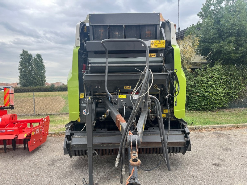 Claas Variant 380 - Presse à balles rondes: photos 5 Claas Variant 380 - Presse à balles rondes: photos 5