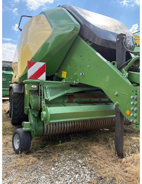 Krone Big Pack 1290 HDP - Presse à balles cubiques: photos 2 Krone Big Pack 1290 HDP - Presse à balles cubiques: photos 2