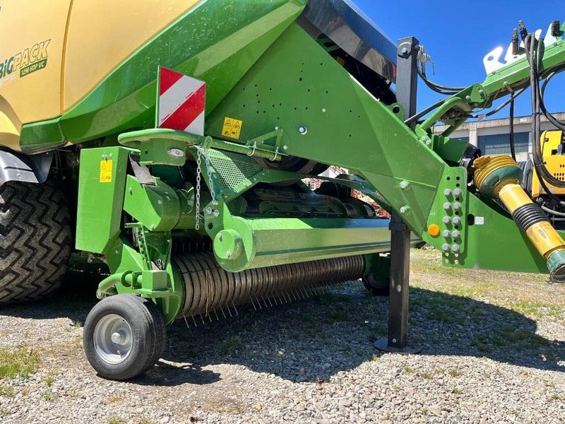 Krone Big Pack 1290 HDP - Presse à balles cubiques: photos 5 Krone Big Pack 1290 HDP - Presse à balles cubiques: photos 5