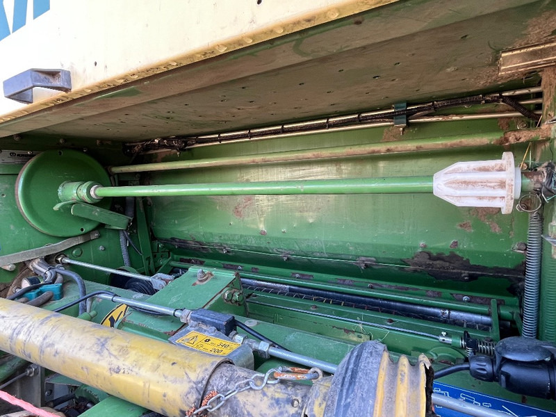 Krone Vario Pack 1800 - Presse à balles rondes: photos 5 Krone Vario Pack 1800 - Presse à balles rondes: photos 5