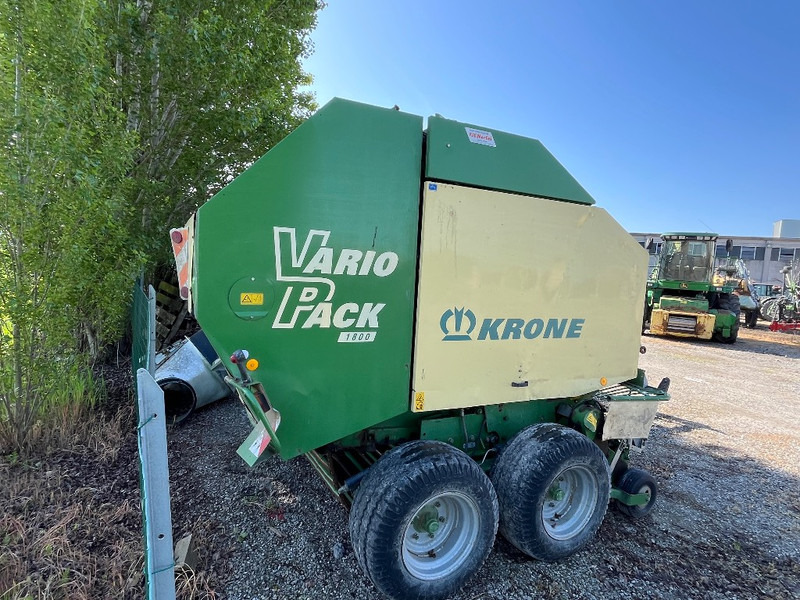 Krone Vario Pack 1800 - Presse à balles rondes: photos 4 Krone Vario Pack 1800 - Presse à balles rondes: photos 4