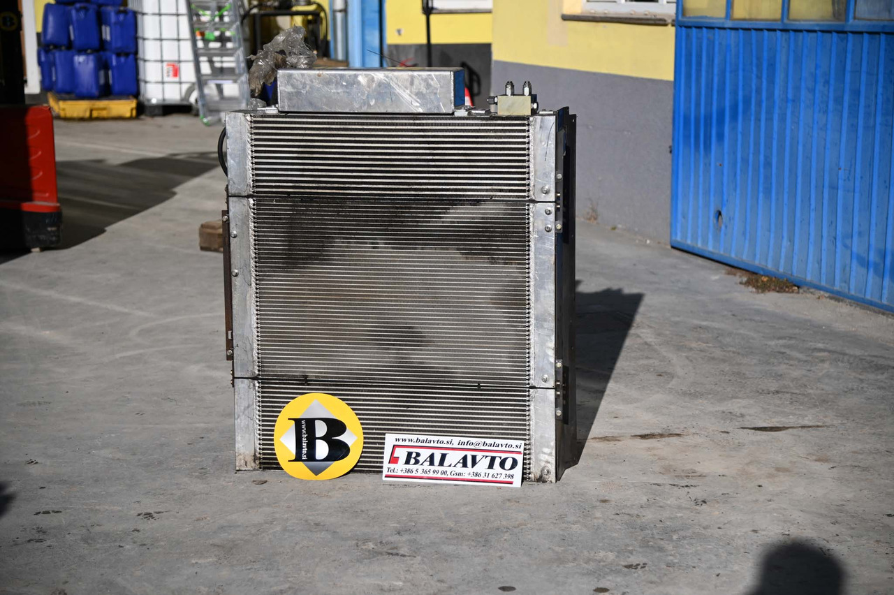 Radiateur pour Engins de chantier neuf AKG engine cooling radiator: photos 6