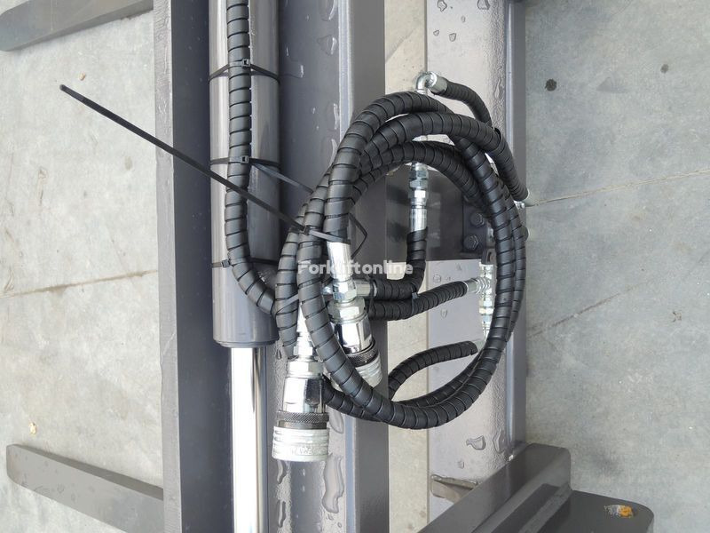 Balavto hydraulic pallet forks for loaders - Fourches pour Chargeuse: photos 5 Balavto hydraulic pallet forks for loaders - Fourches pour Chargeuse: photos 5