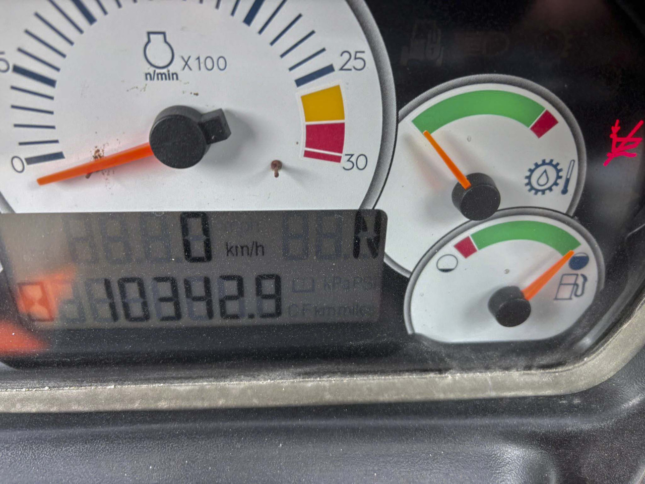 Tombereau articulé CATERPILLAR 740: photos 13