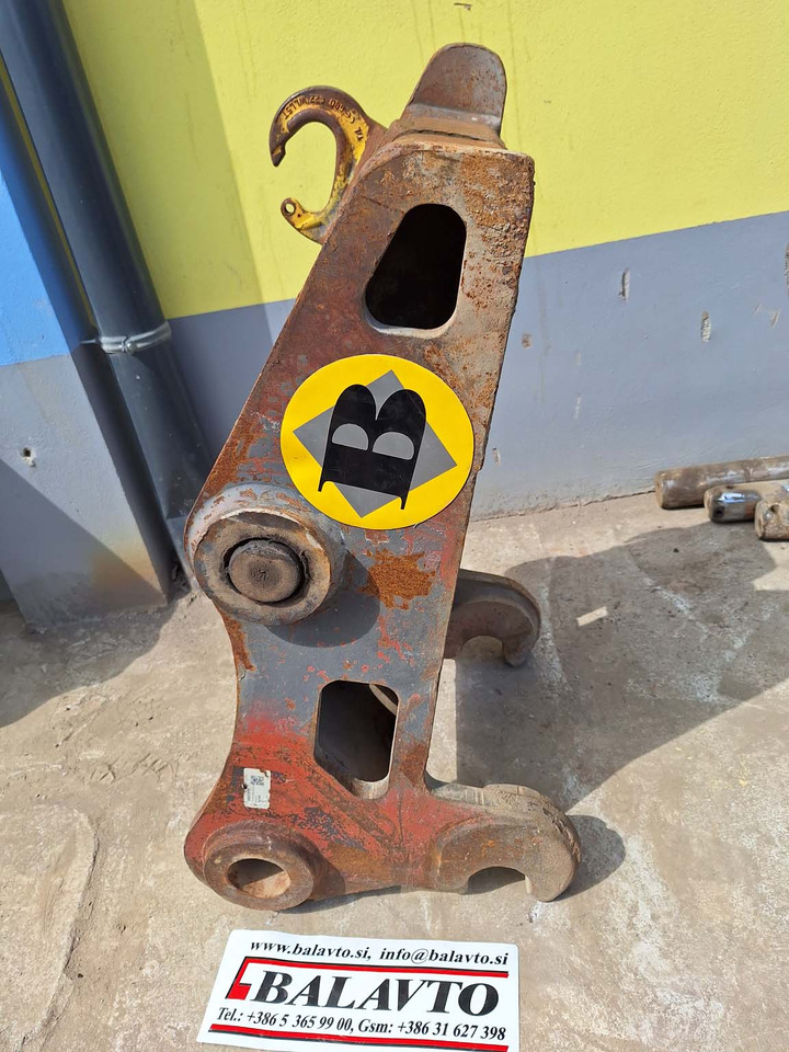 Hydraulic Volvo S2 - Attache rapide pour Engins de chantier: photos 1 Hydraulic Volvo S2 - Attache rapide pour Engins de chantier: photos 1