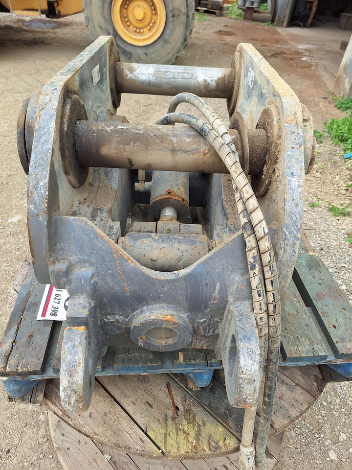 - Attache rapide pour Pelle: photos 3 - Attache rapide pour Pelle: photos 3