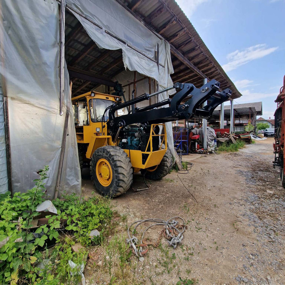 VOLVO BM6300 - Tractopelle: photos 4 VOLVO BM6300 - Tractopelle: photos 4