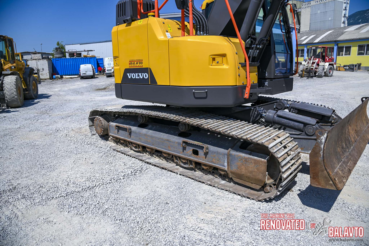 Pelle sur chenille VOLVO ECR235EL: photos 45