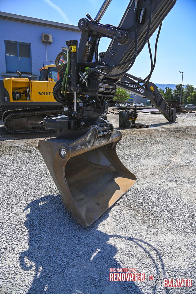 Pelle sur chenille VOLVO ECR235EL: photos 34