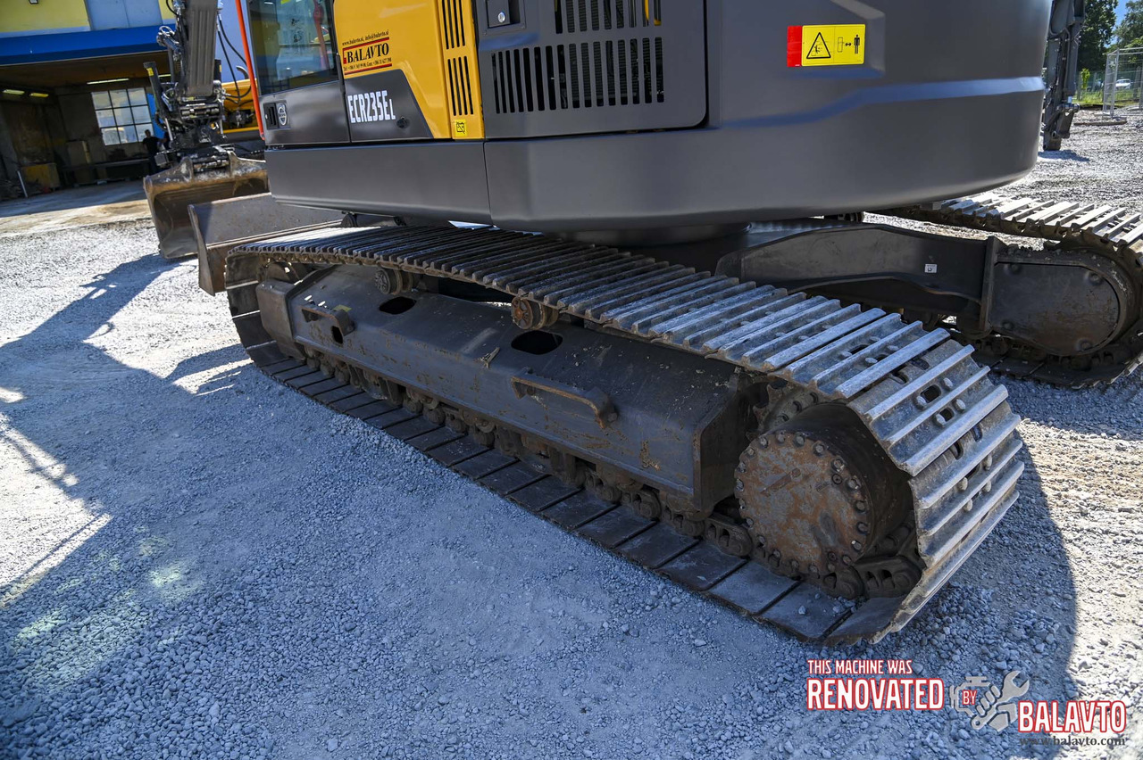 Pelle sur chenille VOLVO ECR235EL: photos 46
