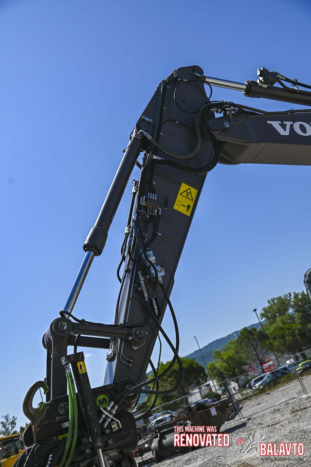 Pelle sur chenille VOLVO ECR235EL: photos 38