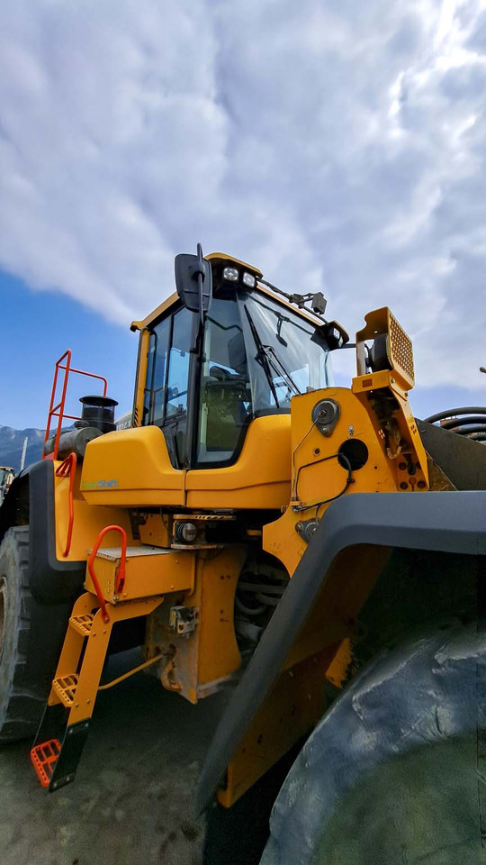 Chargeuse sur pneus VOLVO L150H: photos 40 Chargeuse sur pneus VOLVO L150H: photos 40