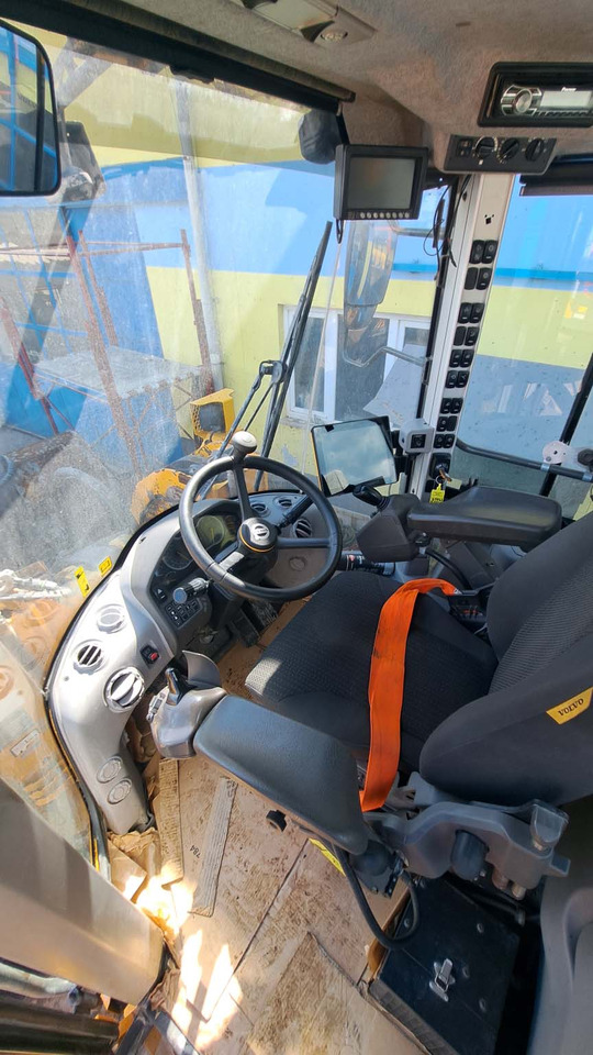 Chargeuse sur pneus VOLVO L150H: photos 41 Chargeuse sur pneus VOLVO L150H: photos 41
