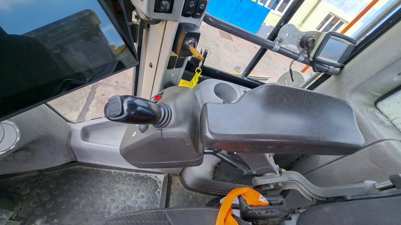 Chargeuse sur pneus VOLVO L150H: photos 46 Chargeuse sur pneus VOLVO L150H: photos 46