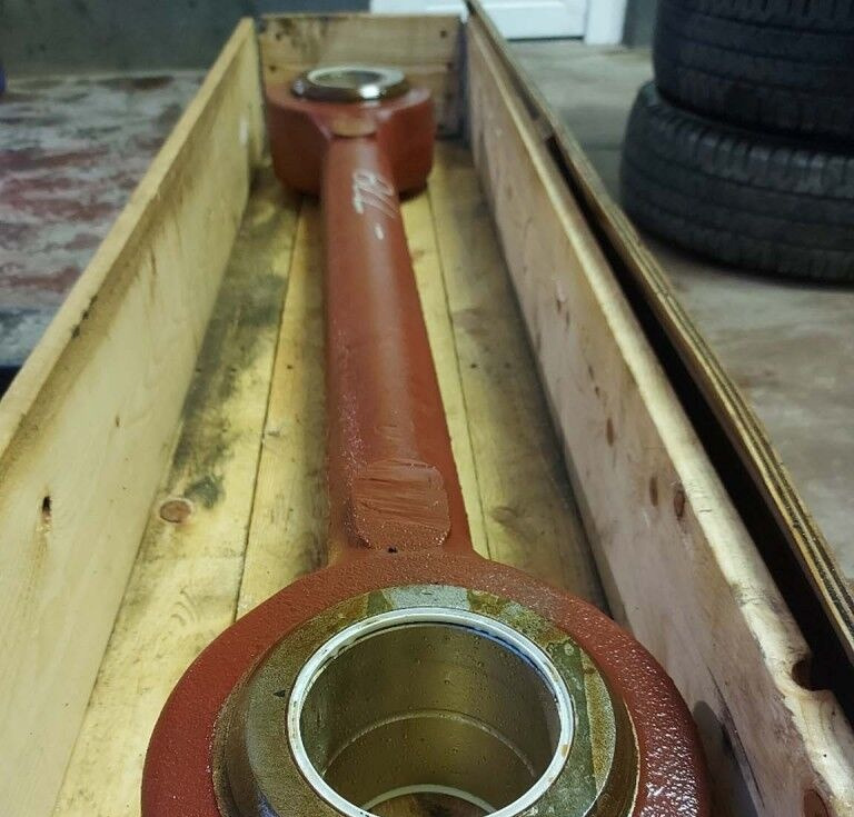 Volvo link 11093778 Volvo L180, L180C, L180C HL, L180D, L180E, L180F, L180G and L180H - Vérin hydraulique pour Chargeuse sur pneus: photos 3 Volvo link 11093778 Volvo L180, L180C, L180C HL, L180D, L180E, L180F, L180G and L180H - Vérin hydraulique pour Chargeuse sur pneus: photos 3