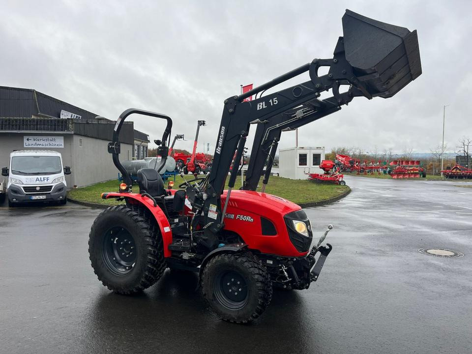 Branson F50RN Traktor, Frontlader, wenig Stunden, Fronthydraulik - Micro tracteur: photos 3 Branson F50RN Traktor, Frontlader, wenig Stunden, Fronthydraulik - Micro tracteur: photos 3