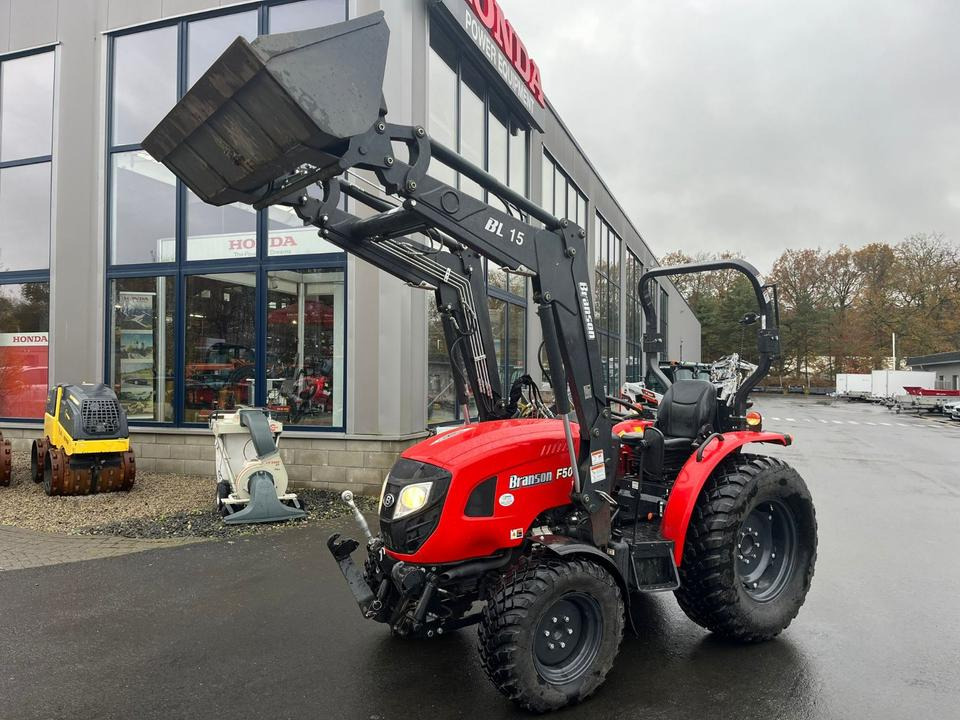 Branson F50RN Traktor, Frontlader, wenig Stunden, Fronthydraulik - Micro tracteur: photos 1 Branson F50RN Traktor, Frontlader, wenig Stunden, Fronthydraulik - Micro tracteur: photos 1