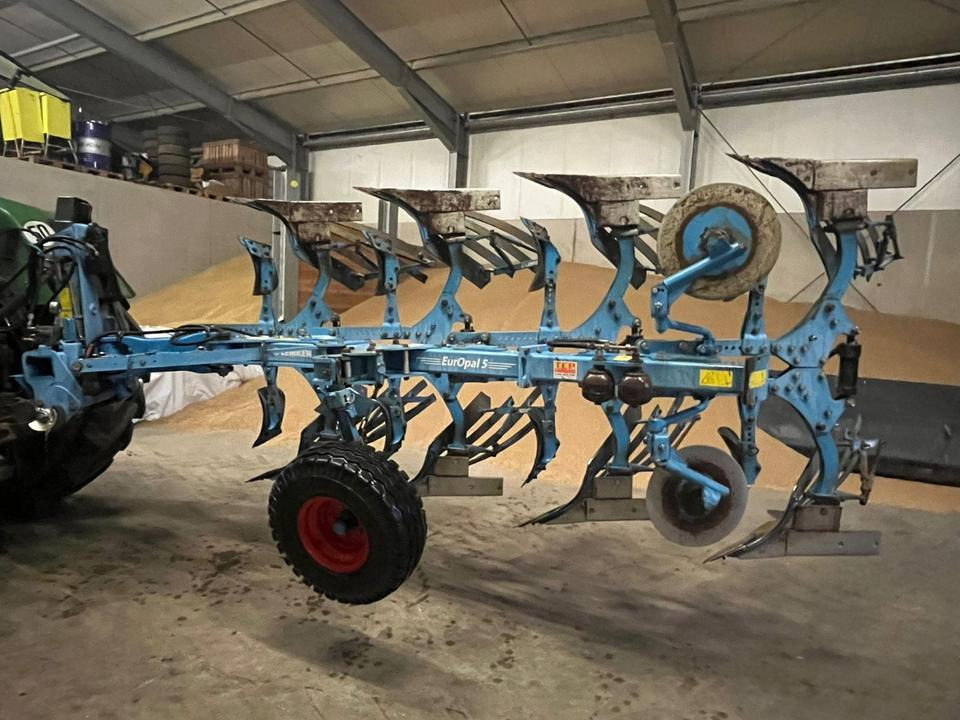 Lemken Europal 5X 4-Schar Pflug hydr. Steinsicherung - Charrue: photos 2 Lemken Europal 5X 4-Schar Pflug hydr. Steinsicherung - Charrue: photos 2