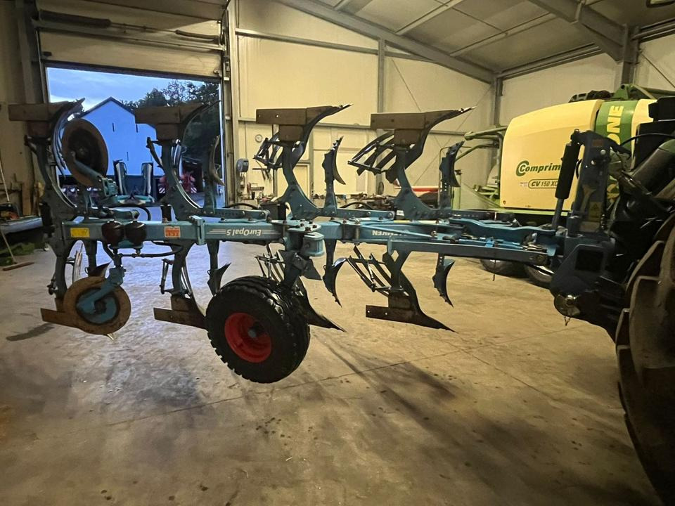 Lemken Europal 5X 4-Schar Pflug hydr. Steinsicherung - Charrue: photos 4 Lemken Europal 5X 4-Schar Pflug hydr. Steinsicherung - Charrue: photos 4