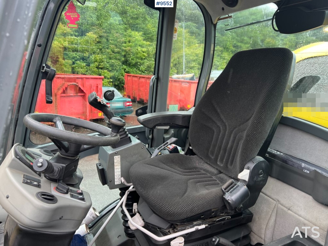 Wheel loader Wacker Neuson WL52 gears and tool stand - Autre matériel: photos 5 Wheel loader Wacker Neuson WL52 gears and tool stand - Autre matériel: photos 5