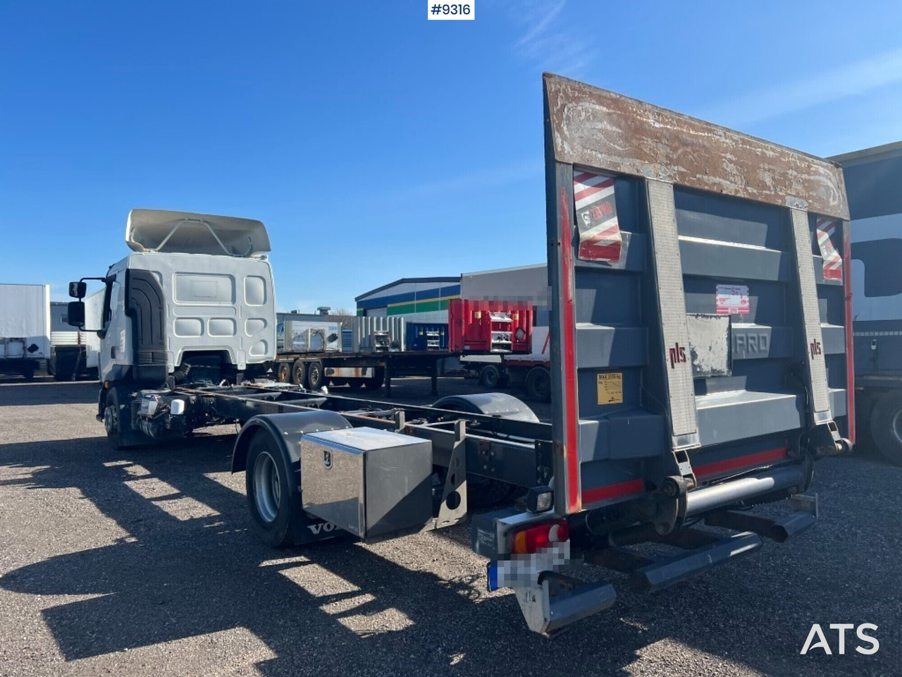 Chassis Volvo FL 250 - Châssis cabine: photos 4 Chassis Volvo FL 250 - Châssis cabine: photos 4