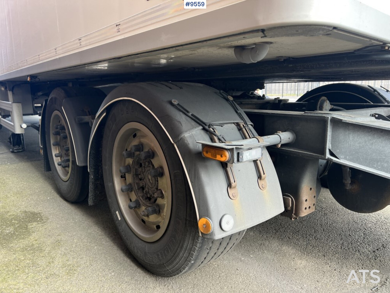 Remorque fourgon Container trailer Chereau CSD2 with Dolly: photos 33 Remorque fourgon Container trailer Chereau CSD2 with Dolly: photos 33