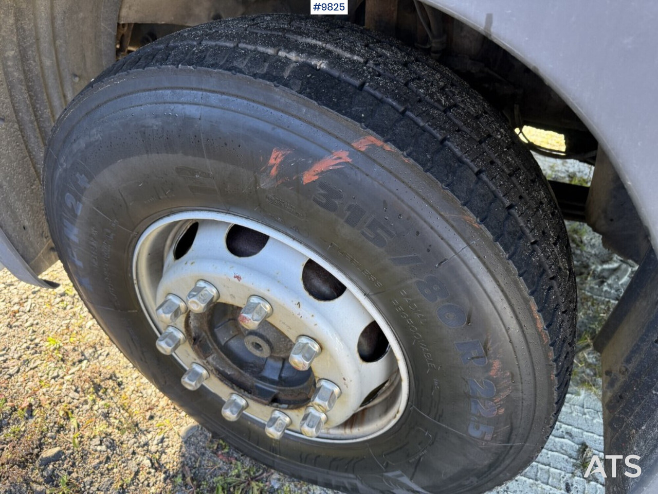 Camion plateau, Camion grue Crane truck Scania P94 230 with tail lift: photos 12 Camion plateau, Camion grue Crane truck Scania P94 230 with tail lift: photos 12