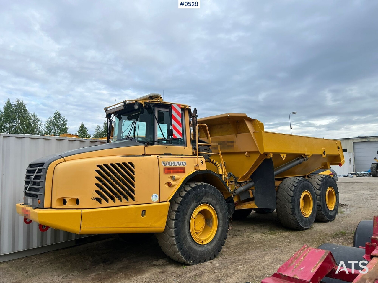 Dumper Volvo A25D 6X6 (SEE VIDEO) - Tombereau articulé: photos 2 Dumper Volvo A25D 6X6 (SEE VIDEO) - Tombereau articulé: photos 2