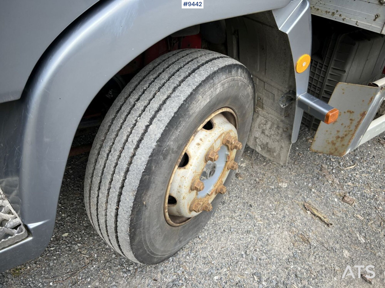 Camion fourgon IVECO 85 E18 Box Truck with tail lift (VIDEO): photos 13