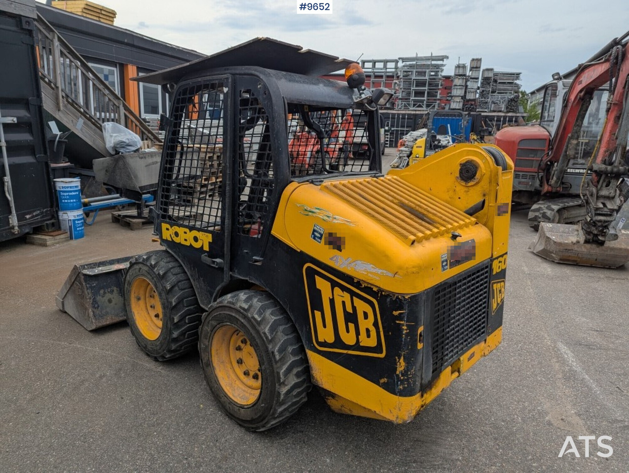 JCB Robot 160 tool carrier with grading bucket - Valet de ferme: photos 3 JCB Robot 160 tool carrier with grading bucket - Valet de ferme: photos 3