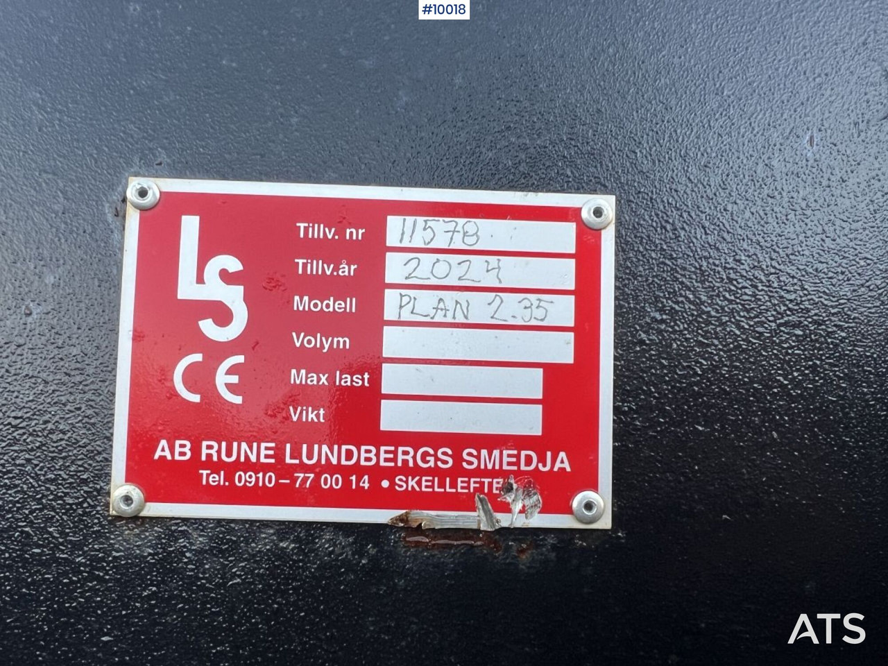 LS Planer bucket with Large BM - Godet pour chargeur: photos 4 LS Planer bucket with Large BM - Godet pour chargeur: photos 4