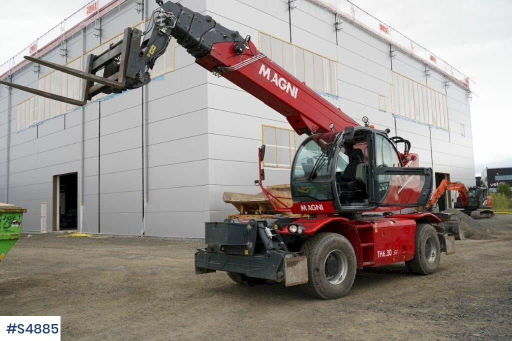 Magni RTH 6,30 SH-M/C Around turning telescopic loader - Chariot télescopique: photos 1 Magni RTH 6,30 SH-M/C Around turning telescopic loader - Chariot télescopique: photos 1