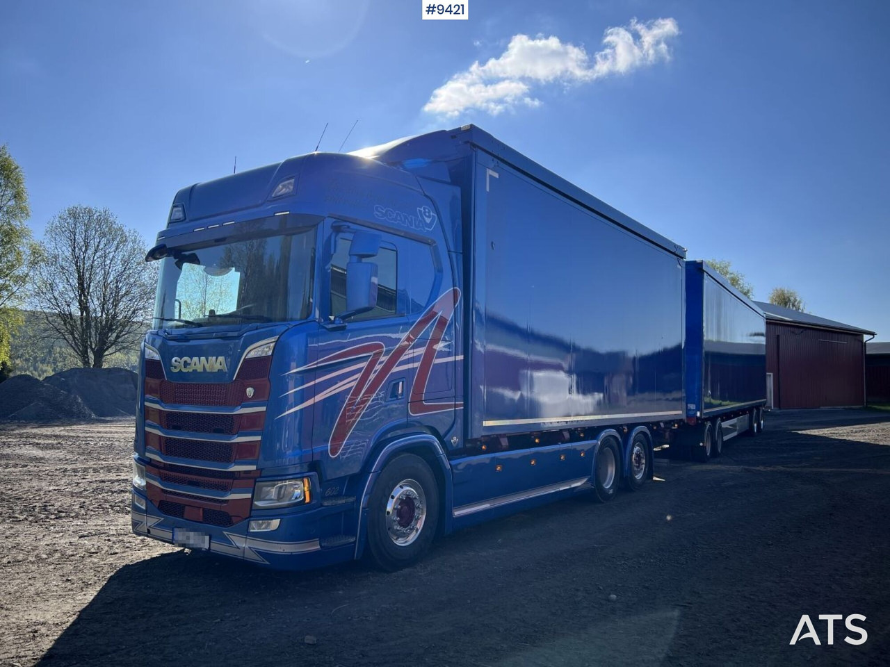Scania S580 med Eksjövagnen FS 18-20 – Chip truck with trailer - Camion fourgon: photos 1 Scania S580 med Eksjövagnen FS 18-20 – Chip truck with trailer - Camion fourgon: photos 1