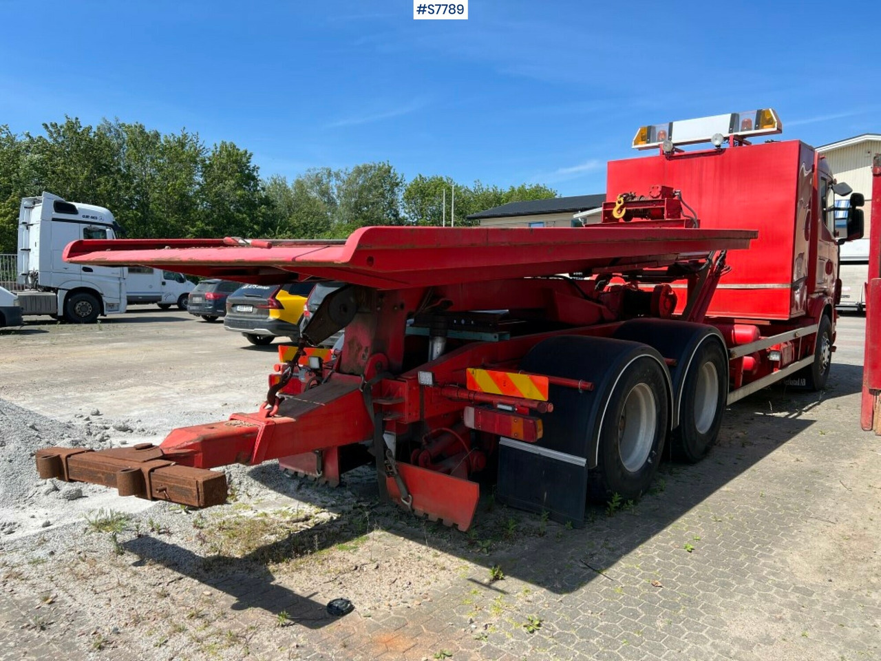 Tow truck with suspension device SCANIA R144 6X4 - Remorqueuse: photos 2 Tow truck with suspension device SCANIA R144 6X4 - Remorqueuse: photos 2