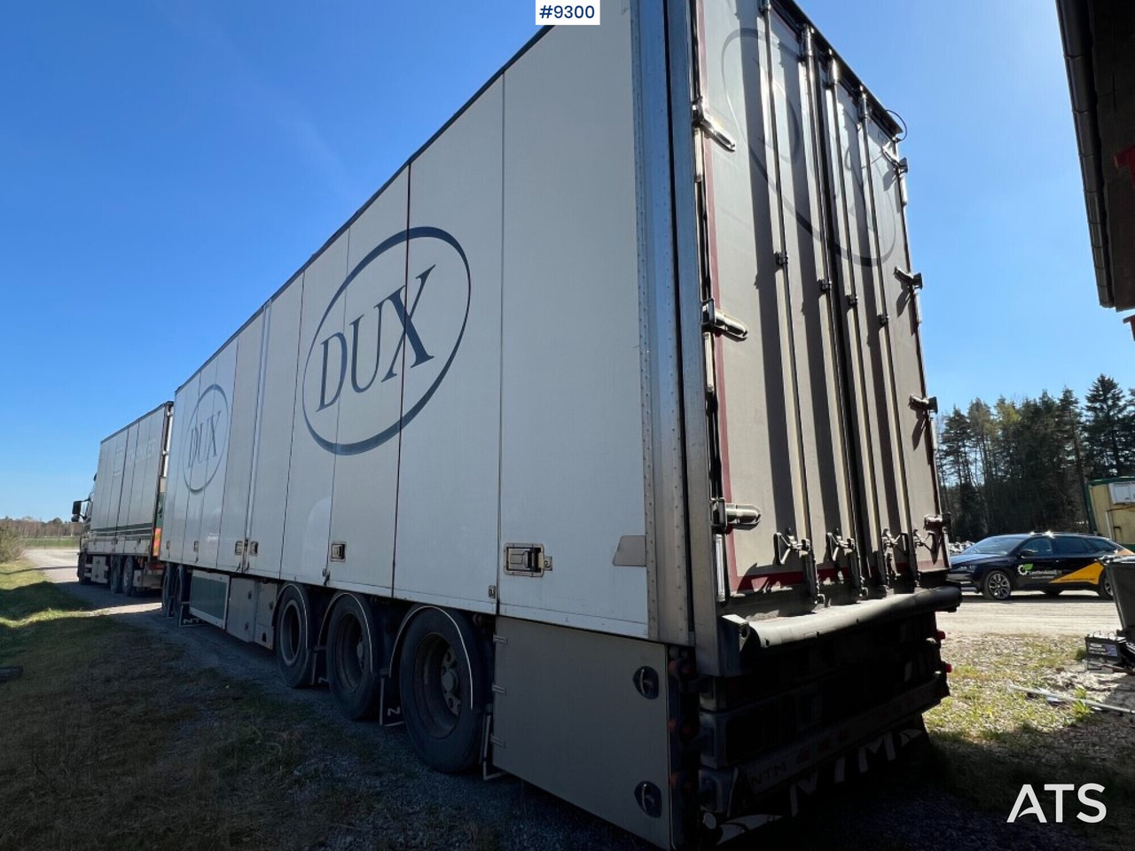 Trailer - NTM UTP-39L-5 - Remorque fourgon: photos 4 Trailer - NTM UTP-39L-5 - Remorque fourgon: photos 4