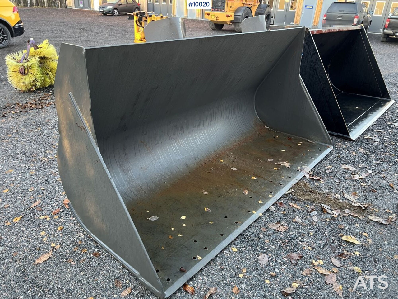VME Industries bucket with Large BM - Godet pour chargeur: photos 3 VME Industries bucket with Large BM - Godet pour chargeur: photos 3