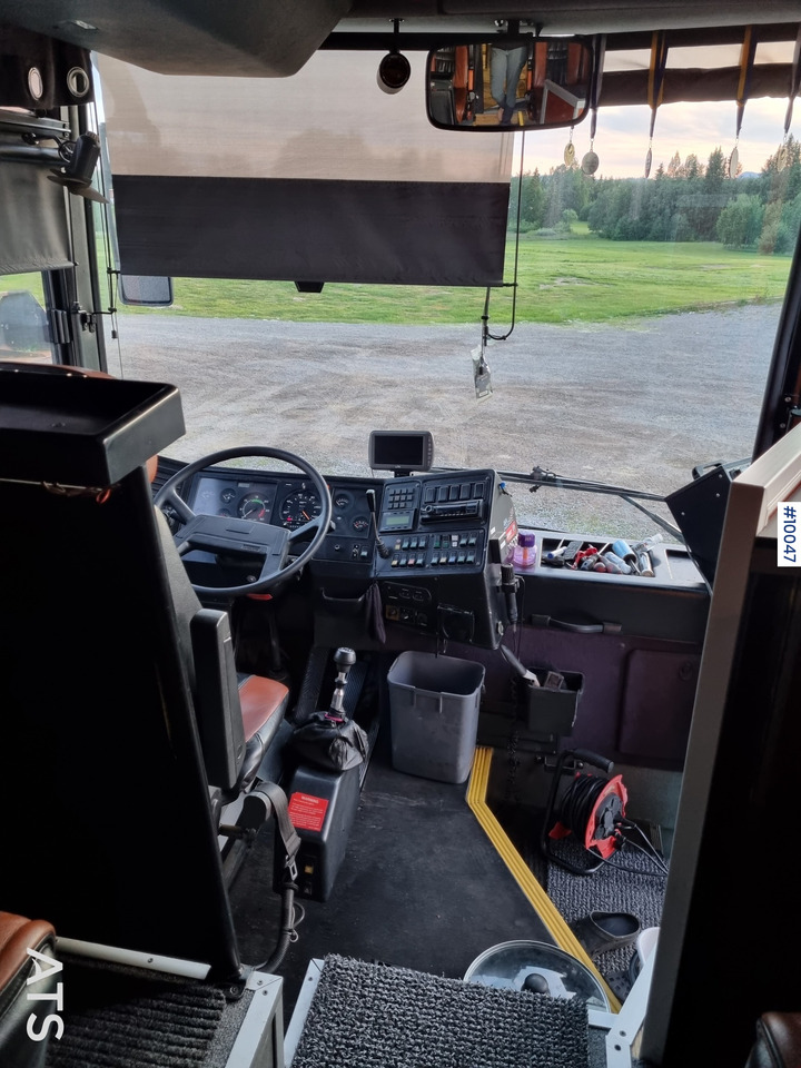 VOLVO B10M-70B Motorhome / Snowmobile bus with rear lift - Fourgon aménagé: photos 5 VOLVO B10M-70B Motorhome / Snowmobile bus with rear lift - Fourgon aménagé: photos 5