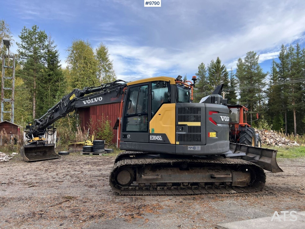 VOLVO ECR145 EL Excavator with attachments - Pelle sur chenille: photos 5 VOLVO ECR145 EL Excavator with attachments - Pelle sur chenille: photos 5