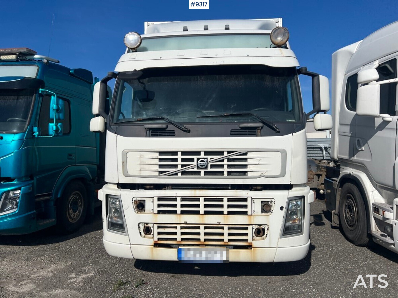 VOLVO FM-340 4X2 Box Truck - Camion fourgon: photos 2 VOLVO FM-340 4X2 Box Truck - Camion fourgon: photos 2