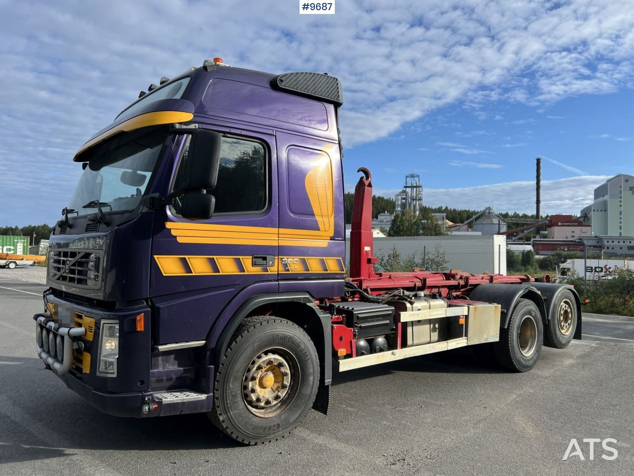 VOLVO FM-380 6*2 Truck with swap body (VIDEO) - Camion ampliroll: photos 1 VOLVO FM-380 6*2 Truck with swap body (VIDEO) - Camion ampliroll: photos 1