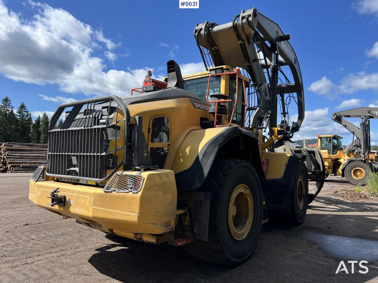 VOLVO L180H HL (SEE VIDEO) - Chargeuse sur pneus: photos 3 VOLVO L180H HL (SEE VIDEO) - Chargeuse sur pneus: photos 3