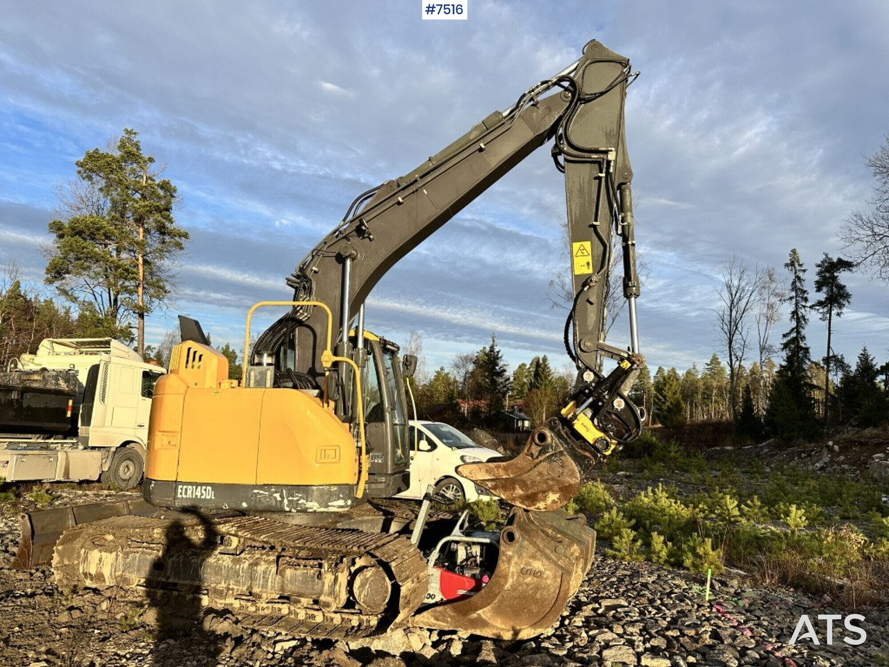 Volvo ECR145DL Crawler excavator with rotor and buckets - Pelle sur chenille: photos 1 Volvo ECR145DL Crawler excavator with rotor and buckets - Pelle sur chenille: photos 1