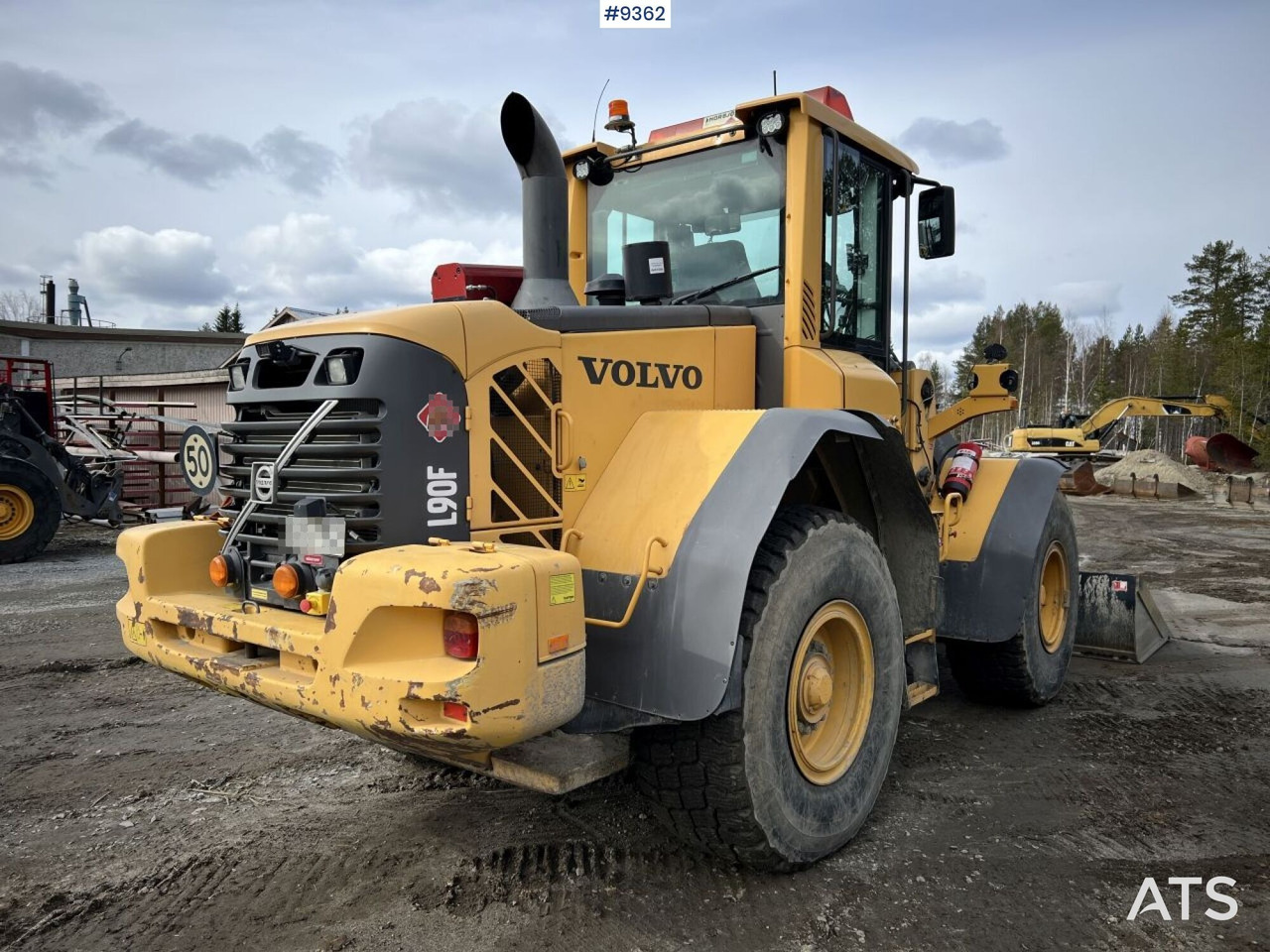 Volvo L90 F Wheel loader - Chargeuse sur pneus: photos 3 Volvo L90 F Wheel loader - Chargeuse sur pneus: photos 3