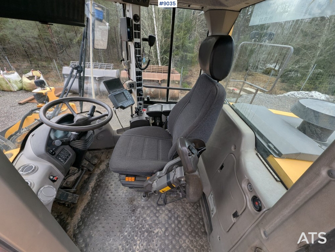 Wheel Loader Volvo L180F (SEE VIDEO) - Chargeuse sur pneus: photos 5 Wheel Loader Volvo L180F (SEE VIDEO) - Chargeuse sur pneus: photos 5