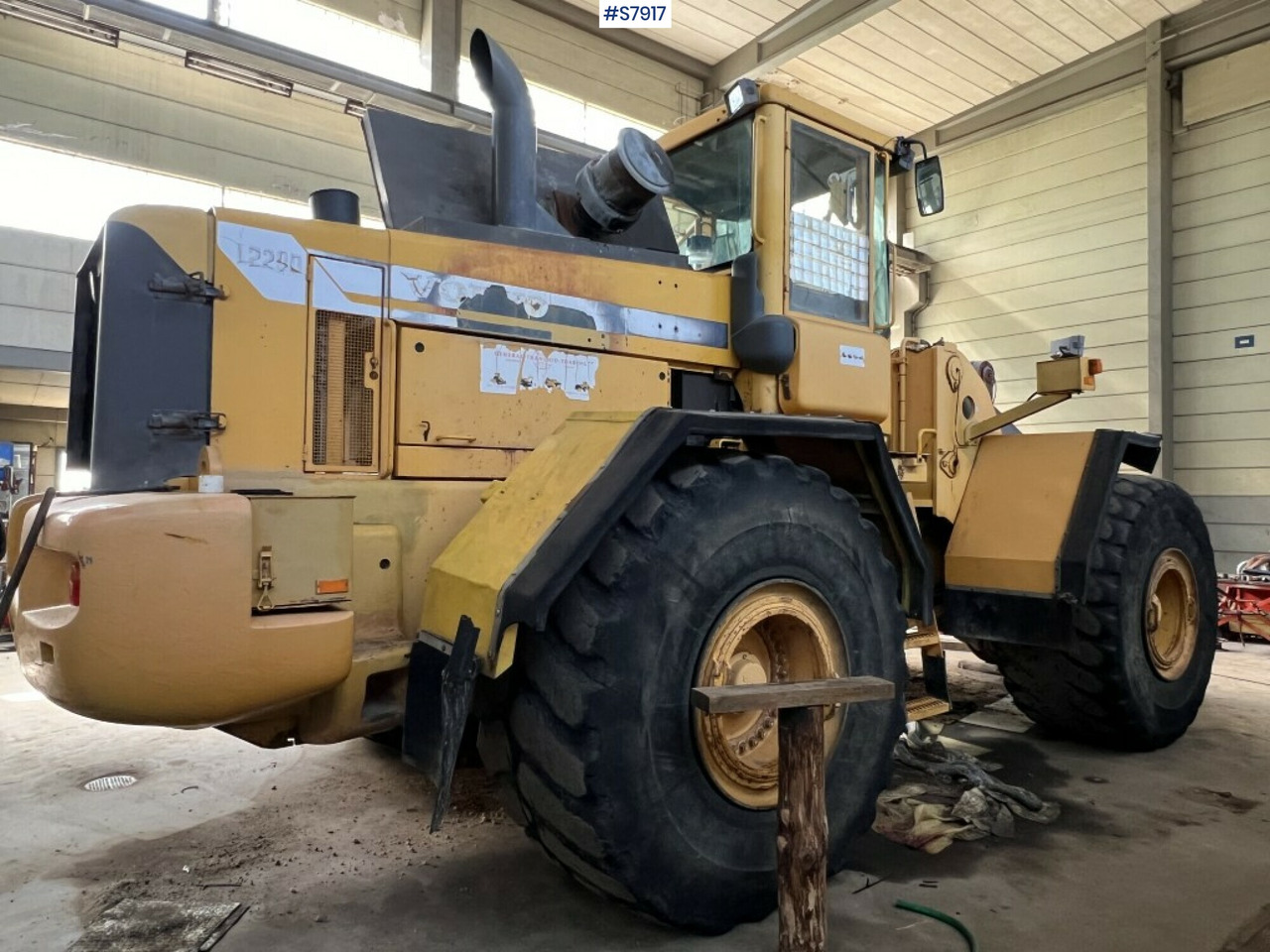 Wheel loader, Volvo L220 D - Chargeuse sur pneus: photos 3 Wheel loader, Volvo L220 D - Chargeuse sur pneus: photos 3