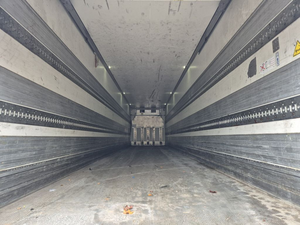 Krone SZ Carrier Vector 1950 *+-30°*Rolltor/Smartboard Krone SZ Carrier Vector 1950 *+-30°*Rolltor/Smartboard - Semi-remorque frigorifique: photos 4 Krone SZ Carrier Vector 1950 *+-30°*Rolltor/Smartboard Krone SZ Carrier Vector 1950 *+-30°*Rolltor/Smartboard - Semi-remorque frigorifique: photos 4