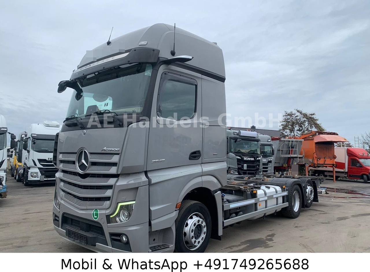 Mercedes-Benz Actros V 2545 BigSpace LL*Retarder/LBW/Lenk+Lift - Camion porte-conteneur/ Caisse mobile: photos 1 Mercedes-Benz Actros V 2545 BigSpace LL*Retarder/LBW/Lenk+Lift - Camion porte-conteneur/ Caisse mobile: photos 1
