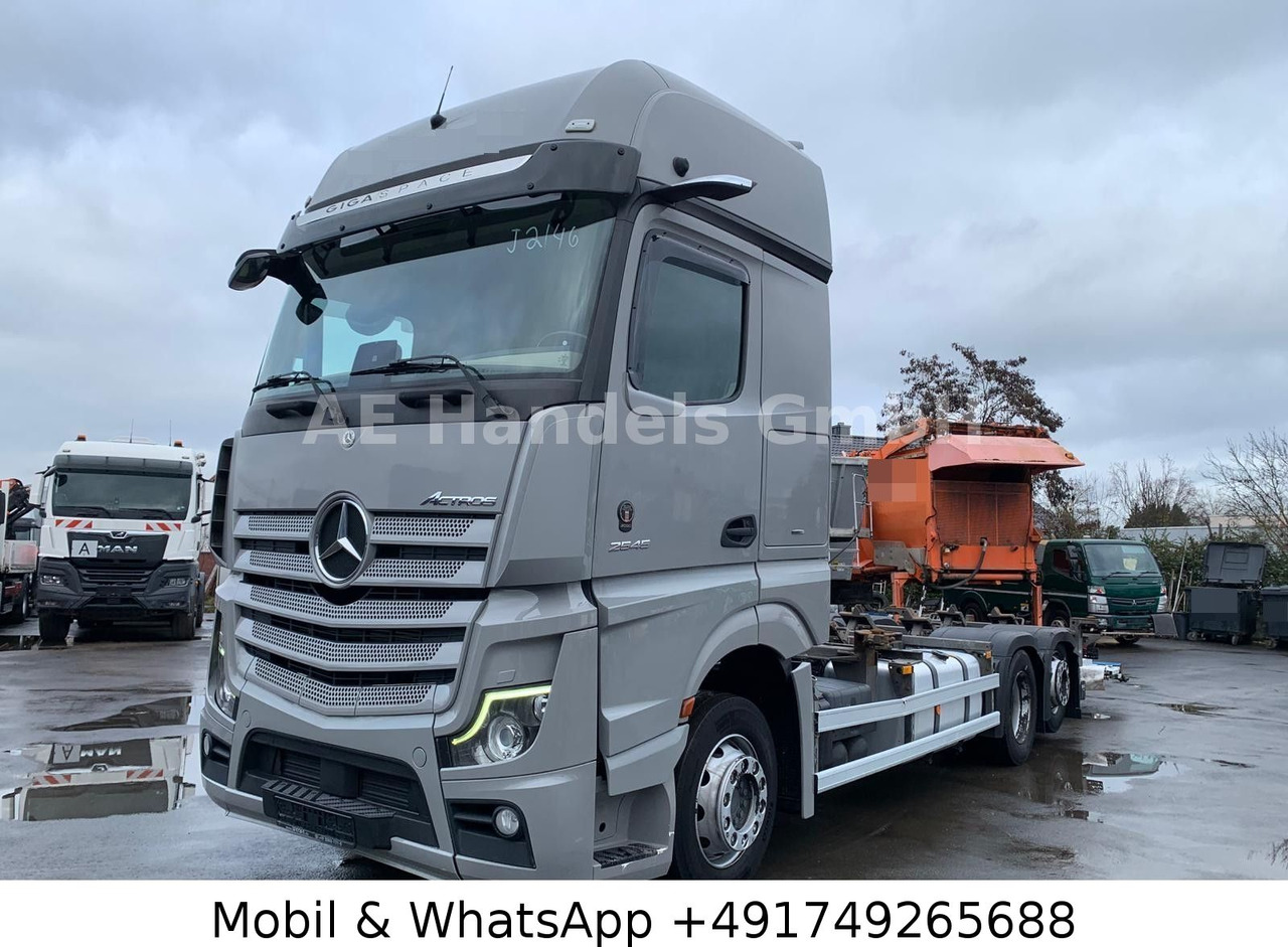 Camion porte-conteneur/ Caisse mobile Mercedes-Benz Actros V 2545 GigaSpace BDF *Retarder/Multi/LBW: photos 7 Camion porte-conteneur/ Caisse mobile Mercedes-Benz Actros V 2545 GigaSpace BDF *Retarder/Multi/LBW: photos 7