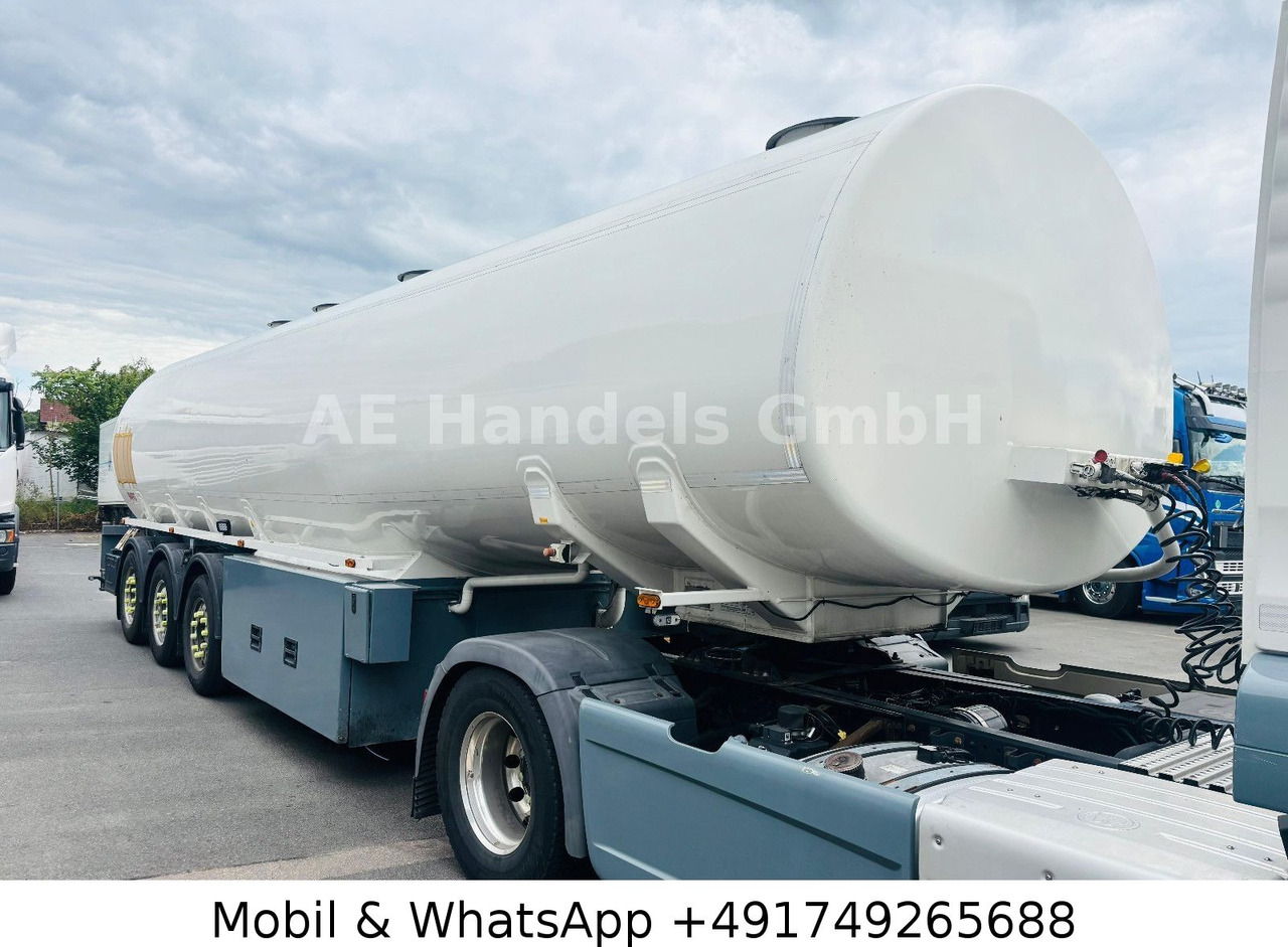 ROHR TAL-A-ZE 44,0 *44m³/ADR/4xKammer/4xDomdeckel - Semi-remorque citerne: photos 1 ROHR TAL-A-ZE 44,0 *44m³/ADR/4xKammer/4xDomdeckel - Semi-remorque citerne: photos 1